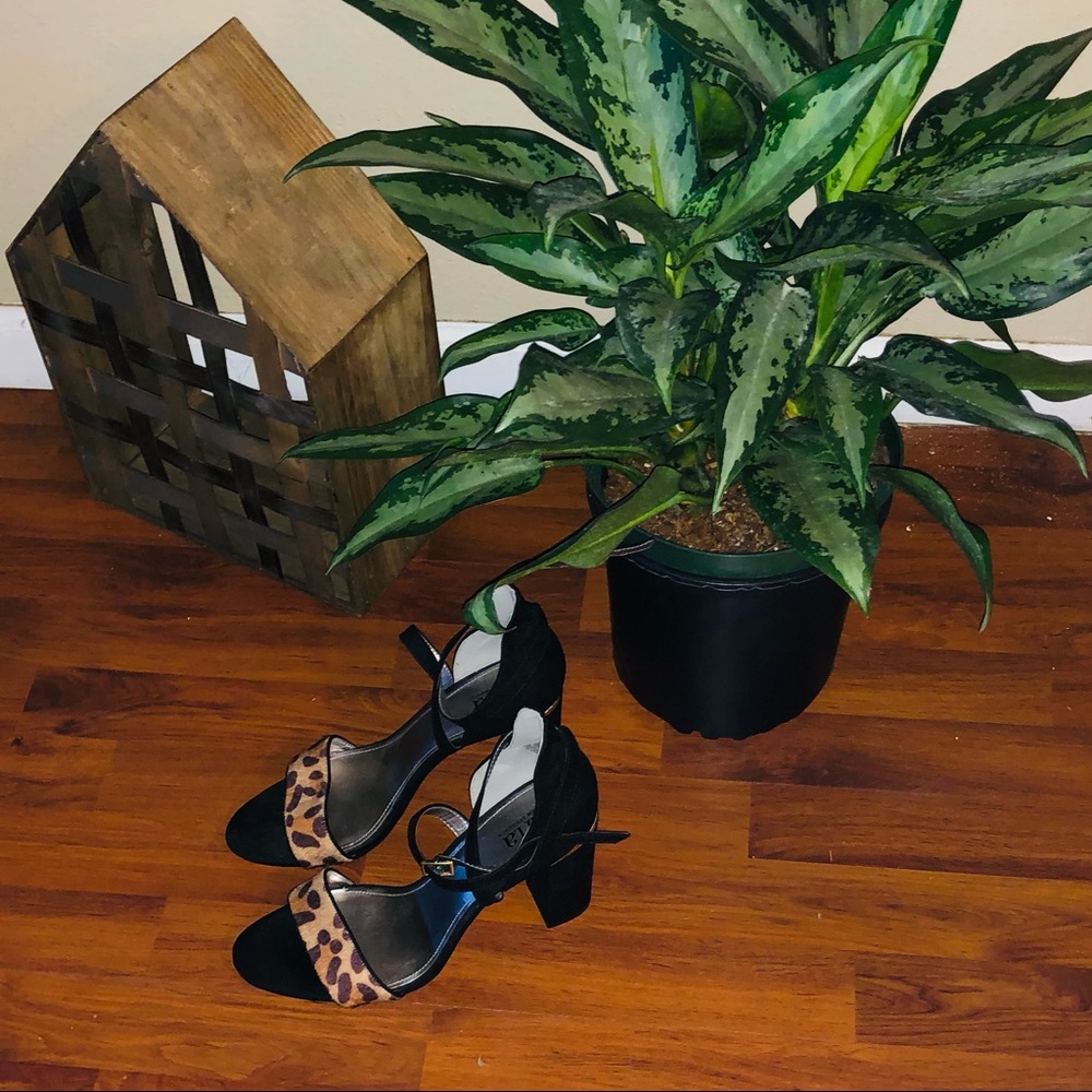 Women shoes